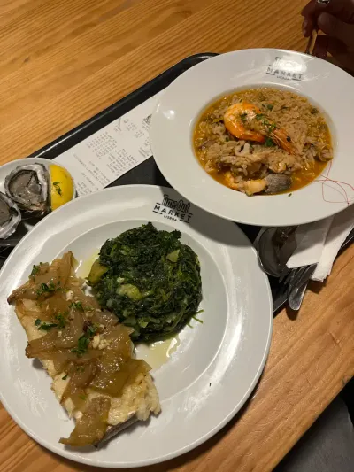 49 Avenida 24 de Julho, Lisbon
