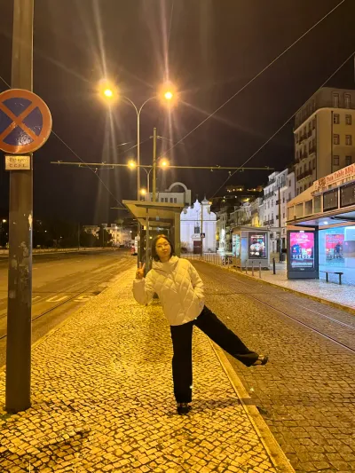 Lua de mel - Dia 2: Lisboa por um instante — praças, bondinho amarelo e nascer do sol - 1–77 Rua da Sra da Saúde, Santa Maria Maior, Lisbon, Lisboa