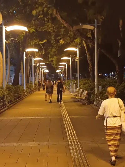 Day 3 of My Hong Kong Trip - Gloucester Road, Hong Kong Island