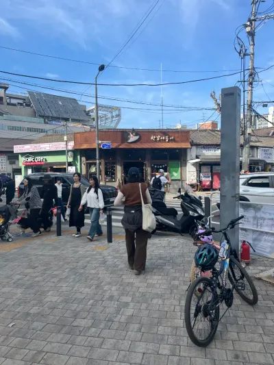 294-8 Mangwon-dong