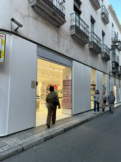 Día 6 de luna de miel: tour de Sánding para conocer Setenil y Ronda - 1–11 Calle Águilas, Seville