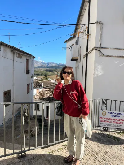 3 Calle Real