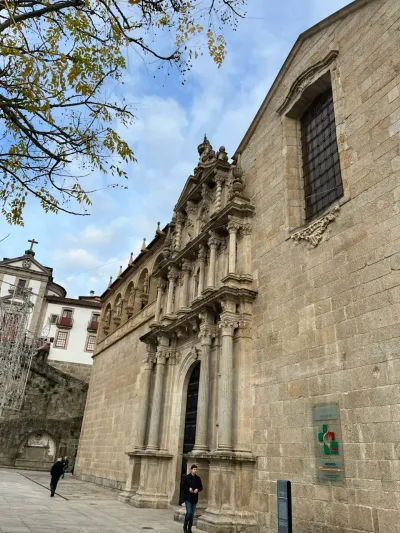 Lua de mel — Dia 3: passeio em vinícolas e Porto — jantar no Douro 🍽️ - 7 Rua Cinco de Outubro, União das freguesias de Amarante (São Gonçalo), Madalena, Cepelos e Gatão, Porto, Amarante