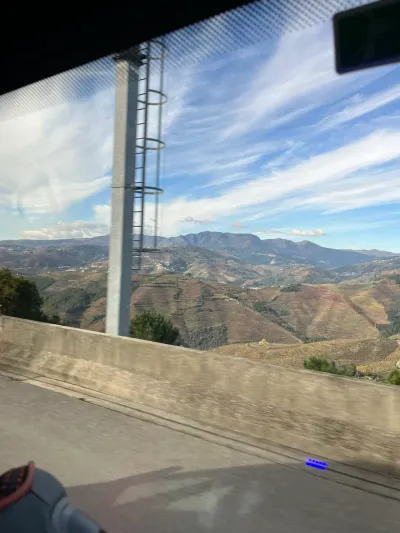 Lua de mel — Dia 3: passeio em vinícolas e Porto — jantar no Douro 🍽️ - A 24, União das freguesias de Nogueira e Ermida, Vila Real, Ermida