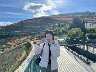 Lua de mel — Dia 3: passeio em vinícolas e Porto — jantar no Douro 🍽️ - Rua de Santa Eufêmia, Viseu