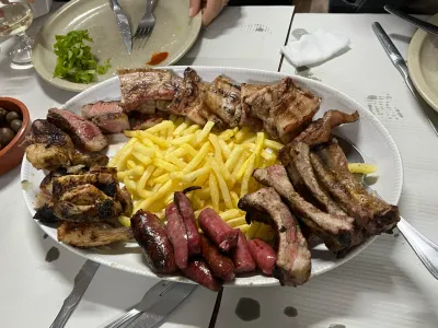 Lua de mel — Dia 3: passeio em vinícolas e Porto — jantar no Douro 🍽️ - Vila Real