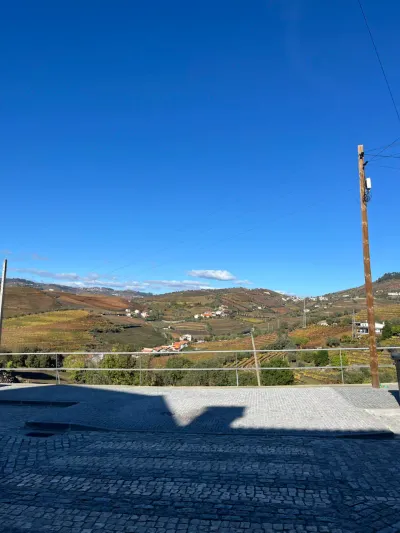 Lua de mel — Dia 3: passeio em vinícolas e Porto — jantar no Douro 🍽️ - 3829–3875 Avenida Dr Manuel de Arriaga, Vila Real
