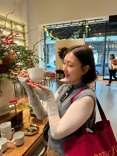 Trăng mật ngày 4: Đi dạo ở Porto—nhà thờ và Lello Bookstore, cùng quà lưu niệm - 673 Rua de Sá da Bandeira, União das freguesias de Cedofeita, Santo Ildefonso, Sé, Miragaia, São Nicolau e Vitória, Porto