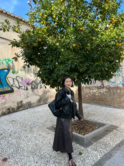 Honeymoon Day 7: Granada—Shopping, the Alhambra Palace, and Snapshots - 1 Calle Torres Bermejas